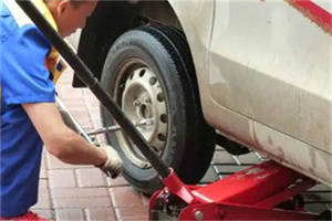 鹤庆附近拖车24小时服务热线电话